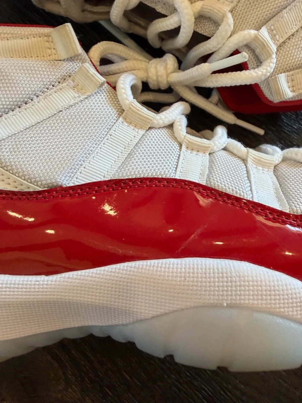 Nike Jordan 11 Retro Cherry 2022 Men's Size 9.5